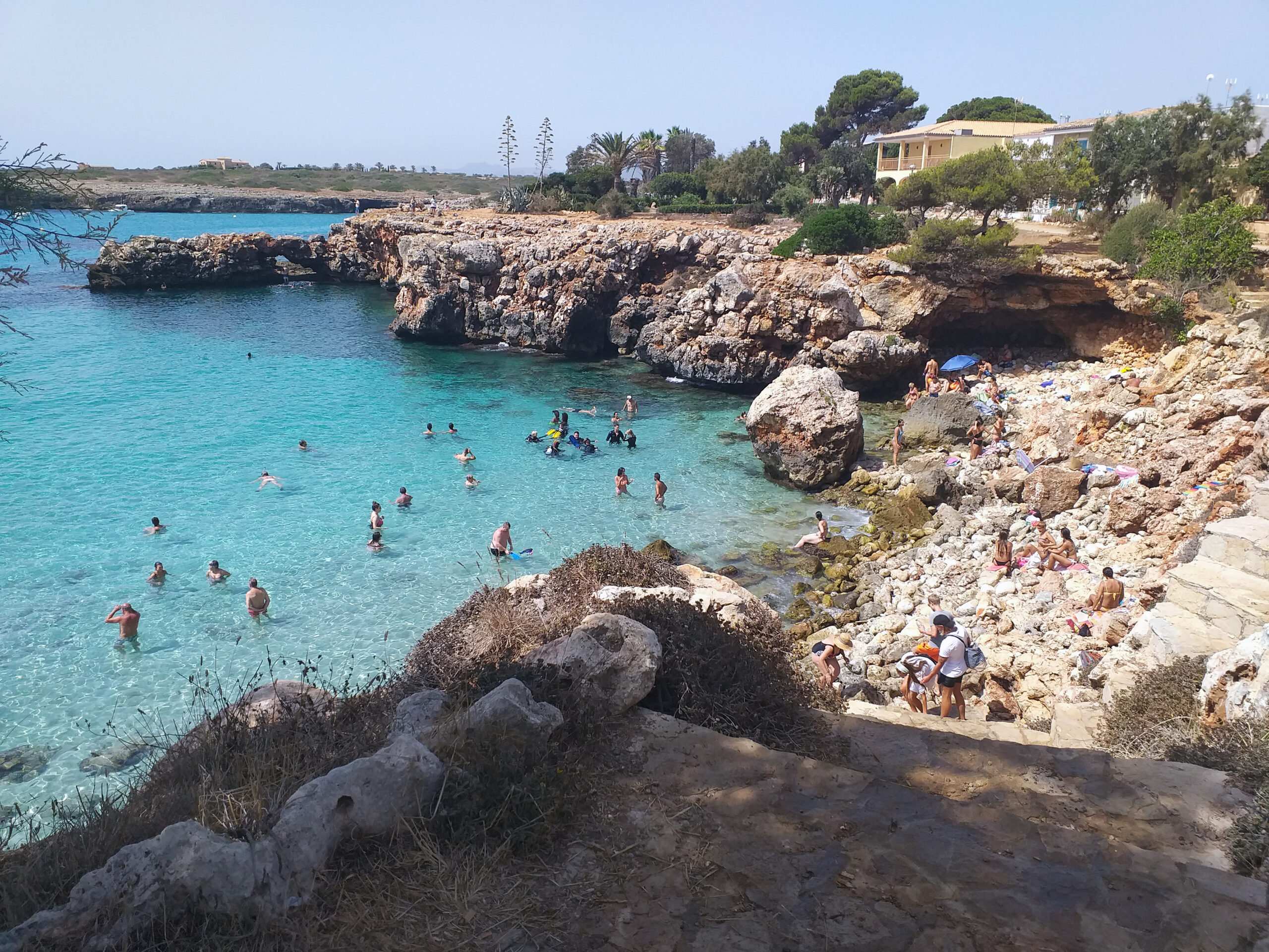 Alquiler de bicicletas Mallorca. Playa de Cala Morlanda. IMG