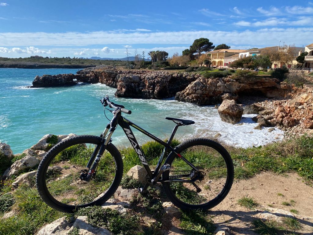 Bicicletas en sales la playa