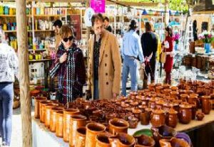 alquiler de bicicletas mallorca-ruta en bicicleta al mercado de manacor artesania