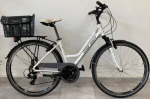 alquiler de bicicletas mallorca-bicicleta de paseo de segunda mano conor city 24v